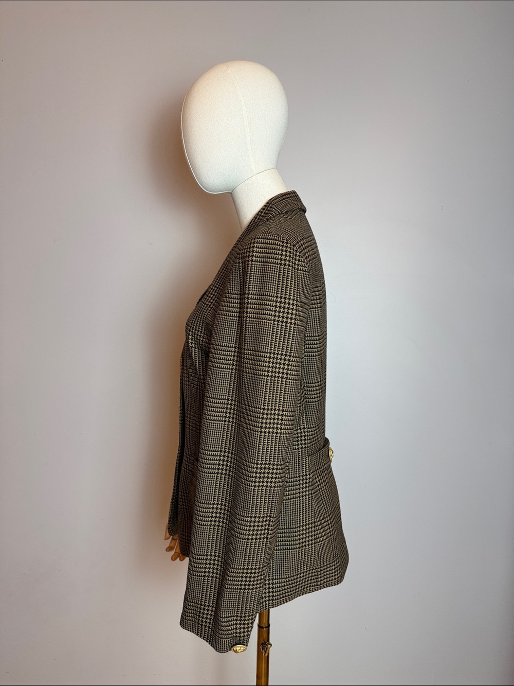 ✨ RARE FIND ✨ Mondi Brown Plaid Tailored Blazer with Gold Buttons - Picture 3 of 8